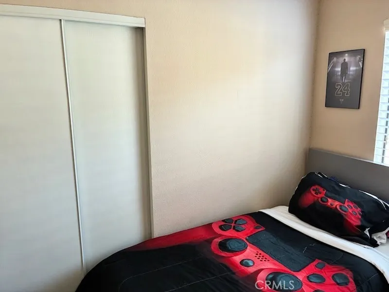 2249 Montrose Avenue 7, Montrose, California 91020 home-pic-30